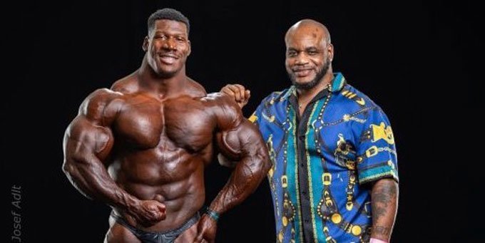 rubiel-mosquera-and-chris-cormier Cormier wanted Mosquera Arnold